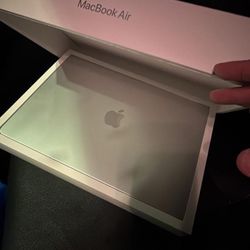 Macbook Brand New Never Used