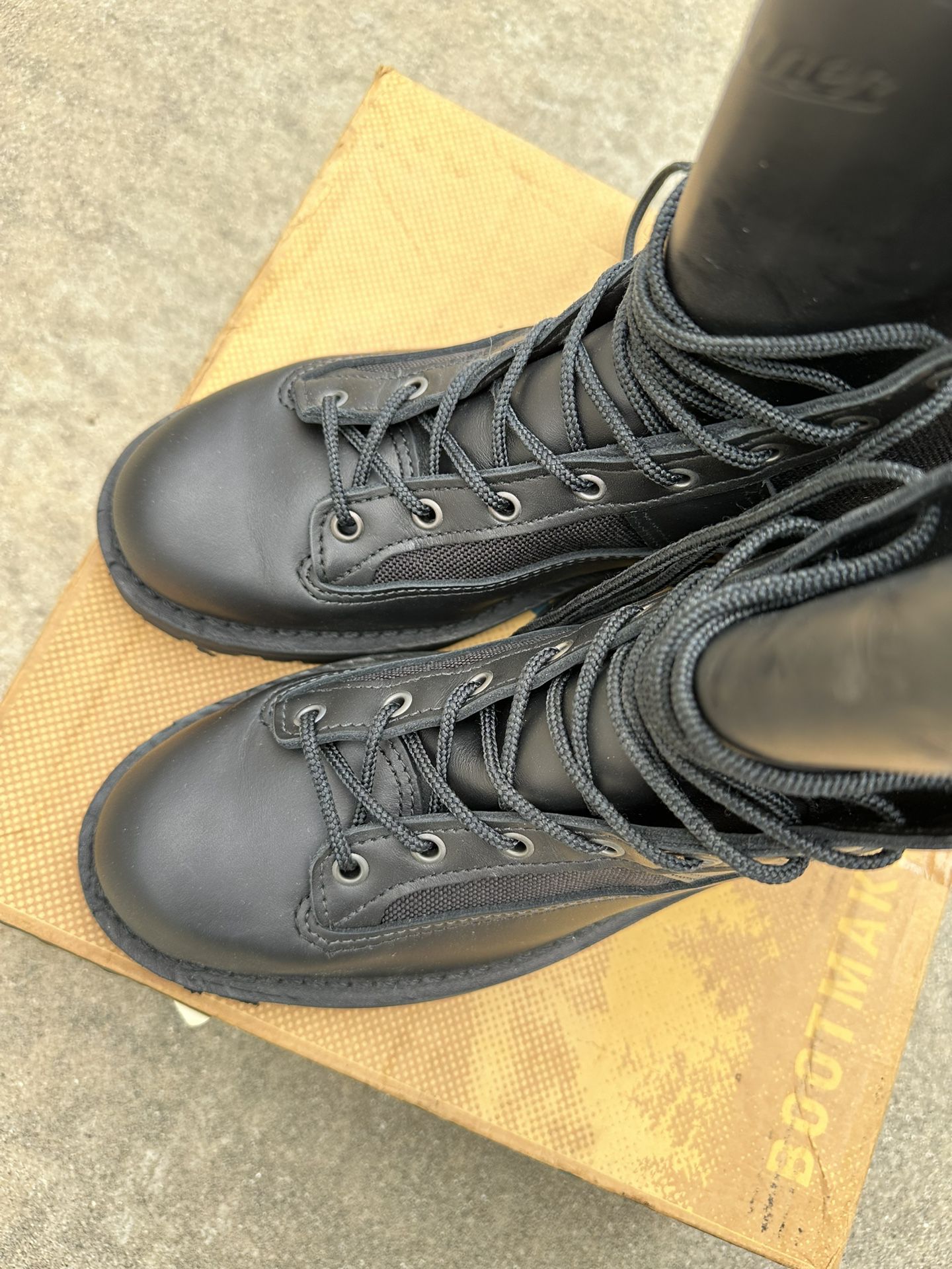 Danner Acadia 8” boot style# 21210 Size 11 D for Sale in Los 