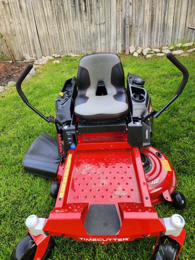 2023 Lawn Equipment For Sale Like New