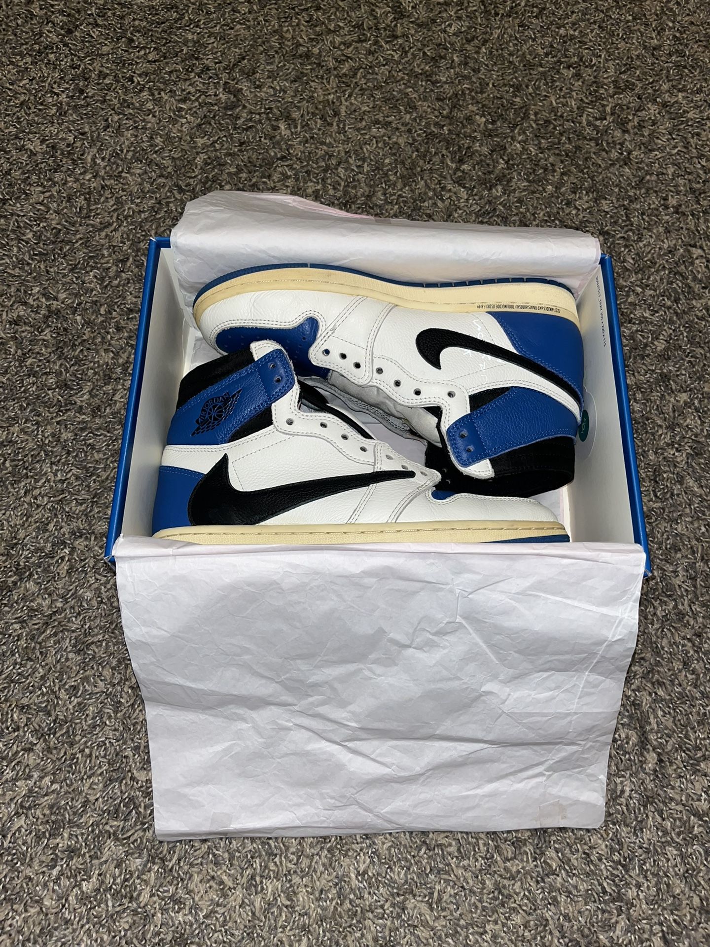 Travis scott jordan 1 High fragment design
