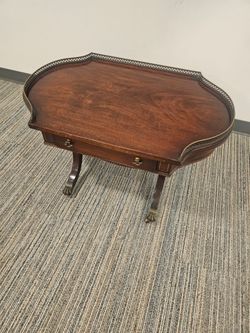Side coffee table