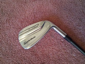 Mint Taylormade  9 790 Forged 8 Iron 