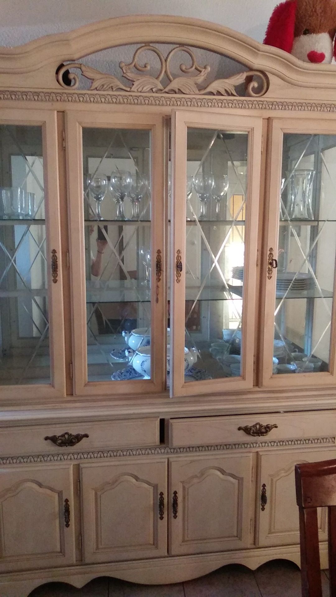 2 Piece Large China Cabinet Hutch