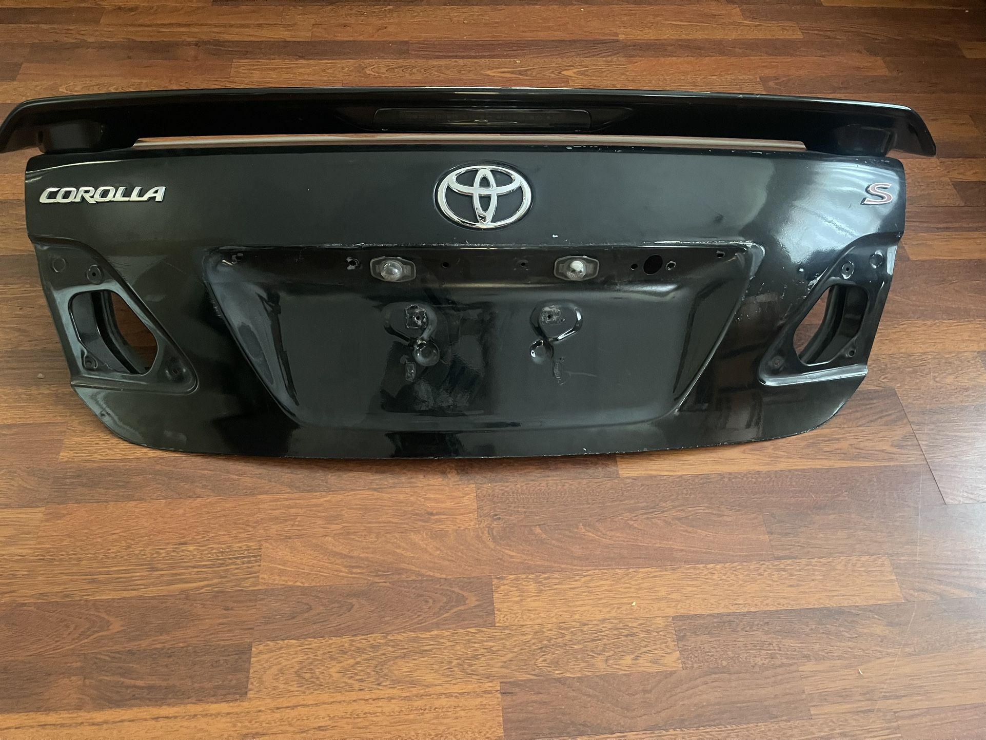 2009 -2013 Corolla Trunk Plus Spoiler