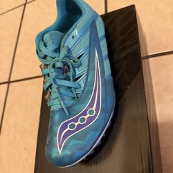 Track Shoes With Spikes Size 7