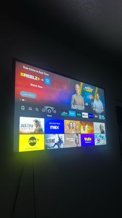 55” Hitachi w/ Roku TV & 44” Samsung w/ Fire TV Stick