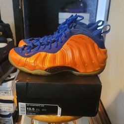 Foamposite One Cavs Size 10.5 $85