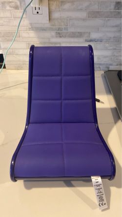 American Girl gaming video chair with built in speaker for devices