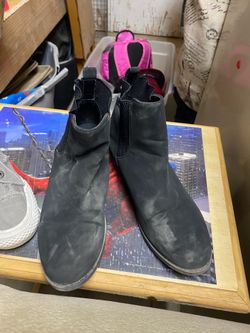 Women low cut wedge