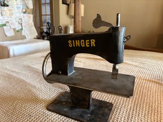 Folk Art Sewing Machine