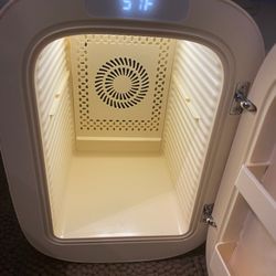 QUBI Mini Fridge -Professional Compact Fridge For Skincare, Cosmetics, Makeup, 5 Liter -See My Other Items