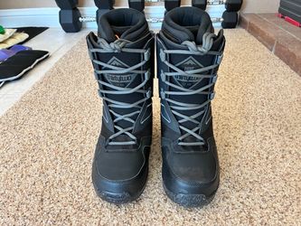 ThirtyTwo Light snowboard boots size 9.5