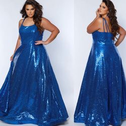 New With Tags Sequin Long Formal Dress & Prom Dress With Pockets $318