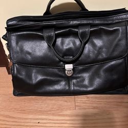 Kenneth Cole Leather Briefcase 