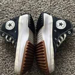 women’s size 7 converse