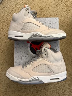 Size 13 (Pre owned, comes with box, replacement insoles) - Air Jordan 5 SE craft orewood brown