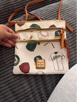 Dooney & Bourke