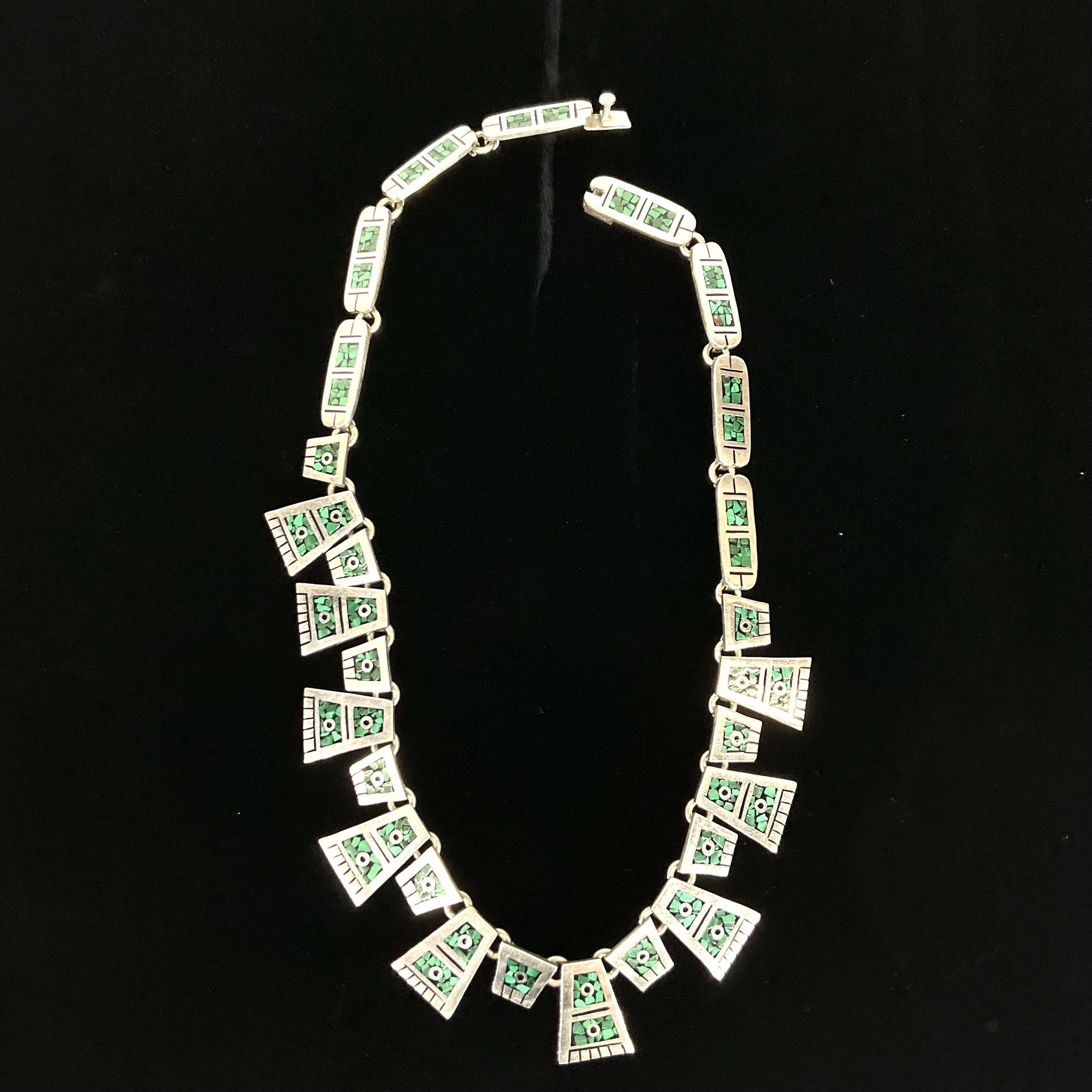 Malachite Chip Inlay Sterling Silver Silver Choker Old Pawn Necklace
