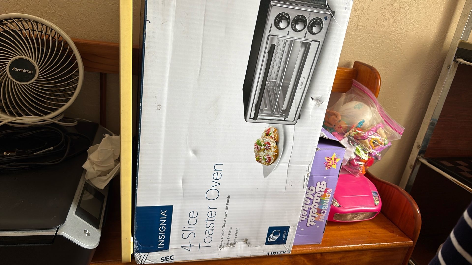 Insignia 4 -slice Toaster Oven