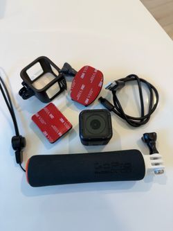 GoPro HERO4 Session – Mounts + 16GB SD Card Included