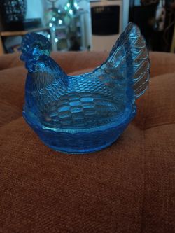 RARE Vintage Mosser Split Tail Hen On Nest Turned Head Capri Teal Blue  5 Inches excellent condition