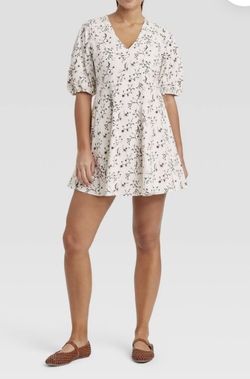 Universal Thread Bell Sleeve Mini Floral Dress w/ Pockets