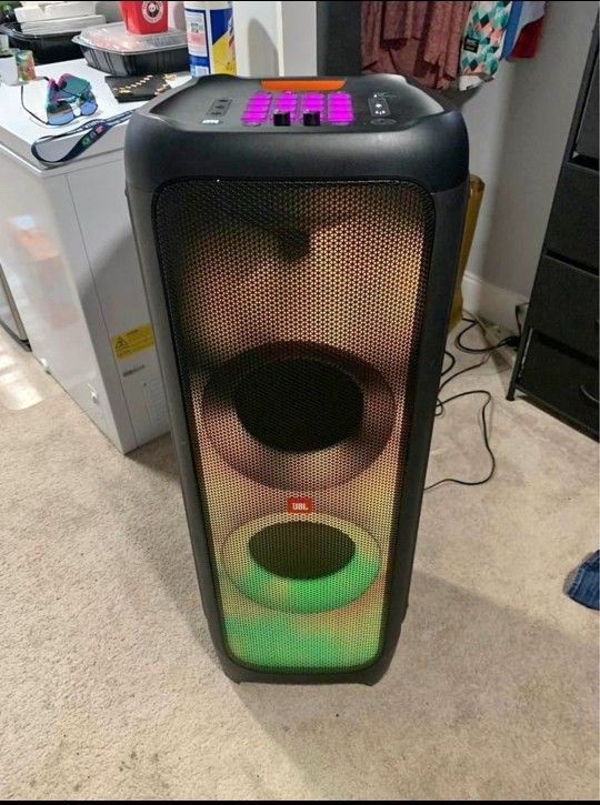 JBL PartyBox 1000 - Bluetooth Speaker
