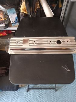 Valve cover set