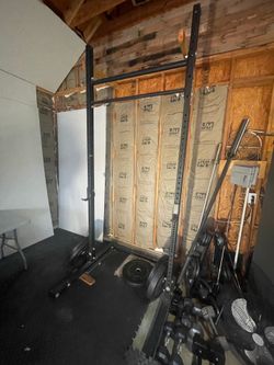 Rogue Fitness Squat Rack w/ Olympic Barbell