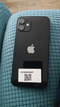 IPhone 12 Tracfone Or Straight talk 