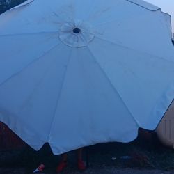Patio Umbrella & Boxspring 
