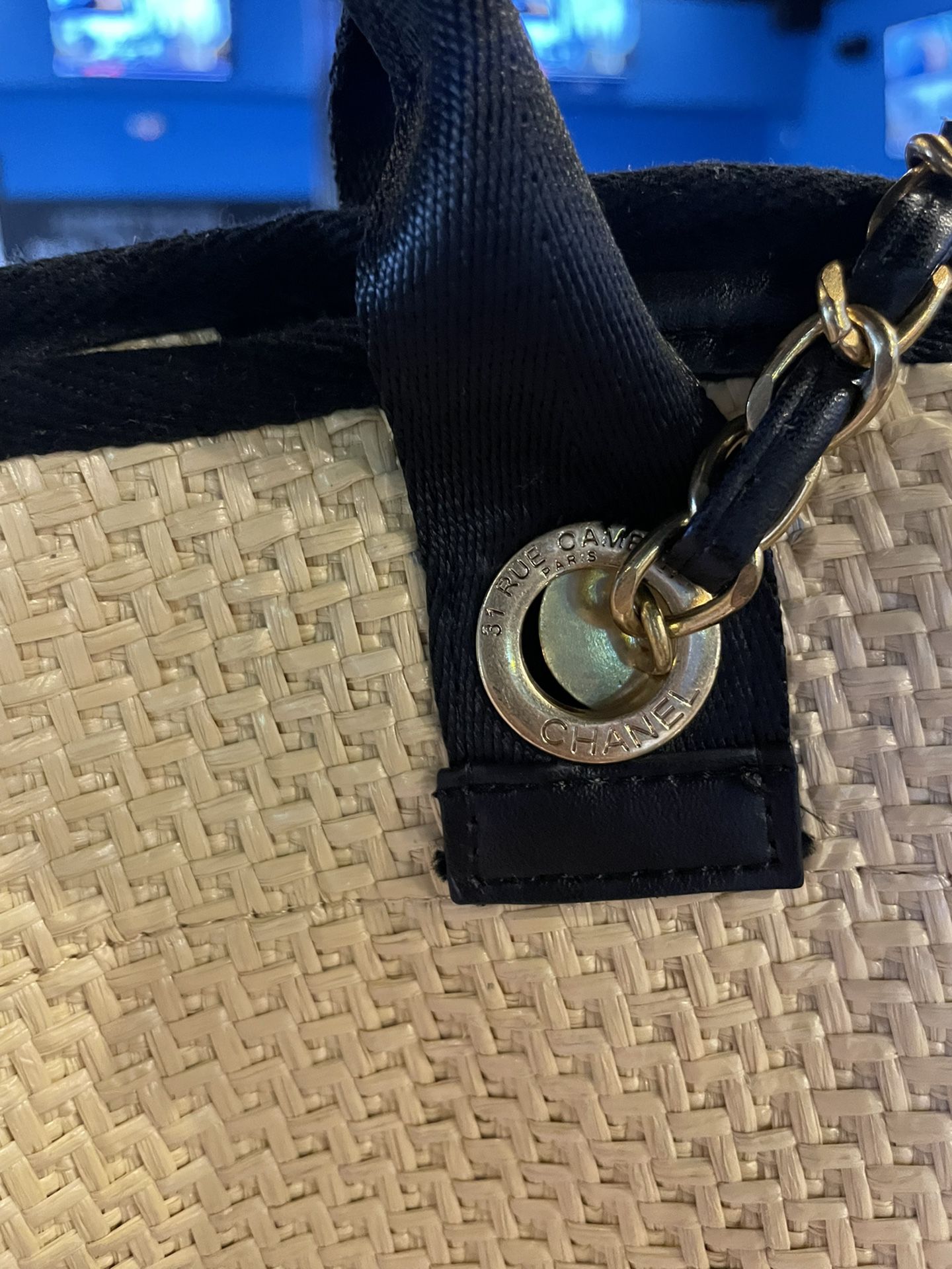 Chanel Straw Tote for Sale in Houston, TX - OfferUp