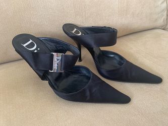 Elegant Dior Satin Woman’s Shoes with Rinestone Buckle Size 39.5 in Perfect Condition