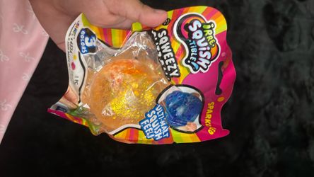 Glitter squishy ball