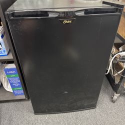 Oster Mini Fridge