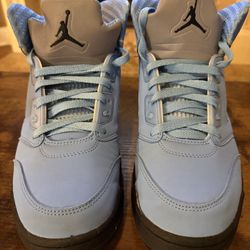 Jordan 5 University Blue/size 9.5