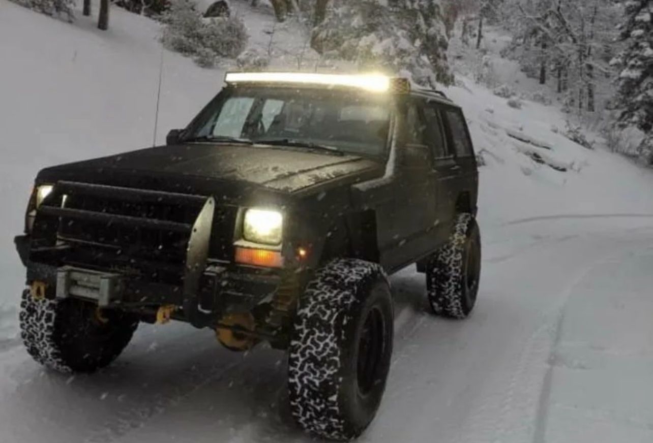 1995 Jeep Cherokee 4WD