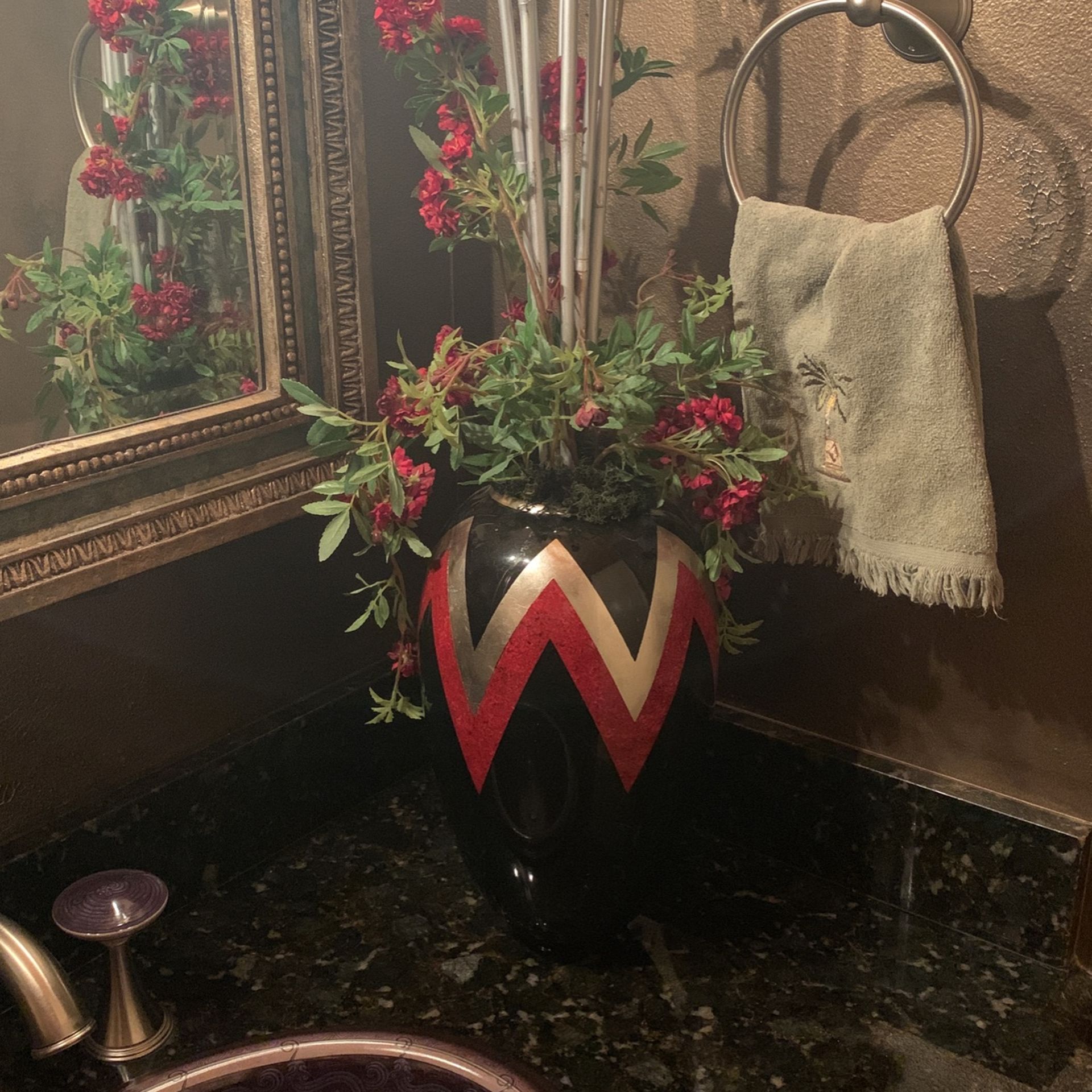 Gorgeous Arrangement In Vase And Large Vase And Waste Basket
