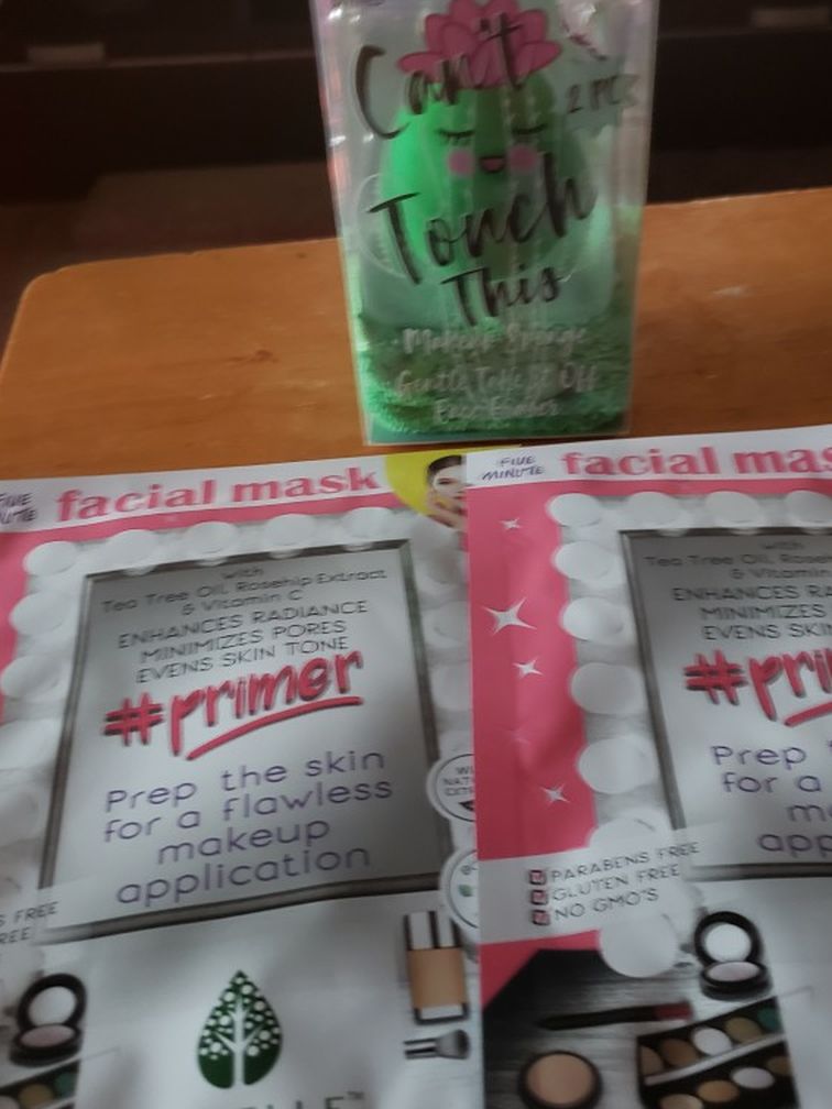 NEW 4 PIECE BEAUTY SET