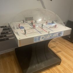 Bubble Hockey Table