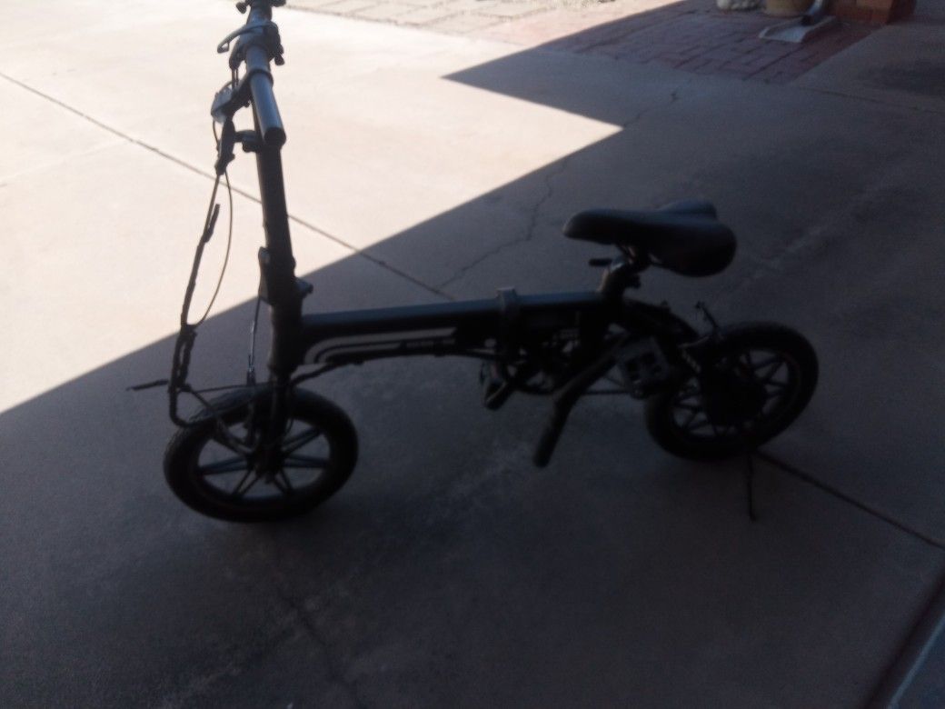 Ebike Swagtron Eb5 Electric Bicycle Almost New