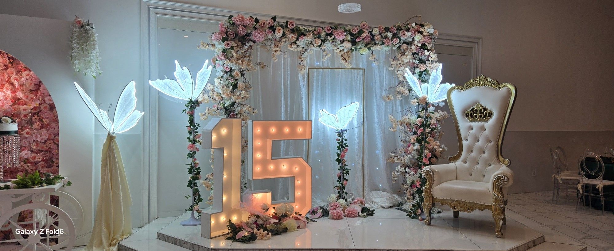 Salon De Fiestas De 100 A 300 Personas