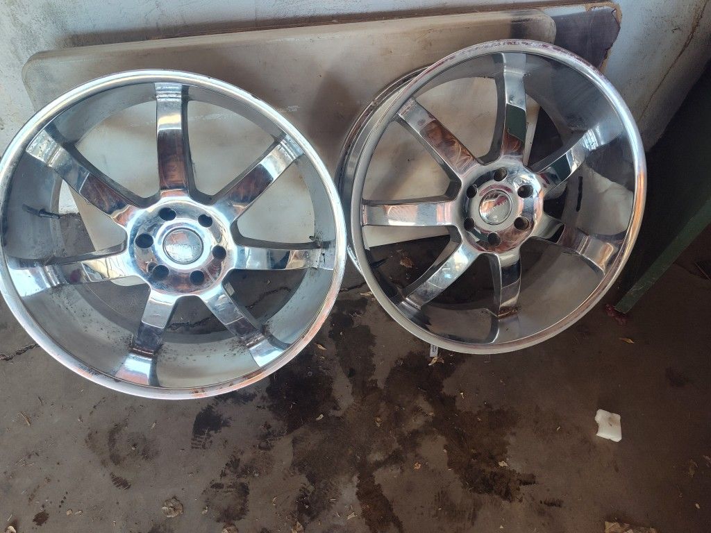 2 24 Inch Rims As Is
