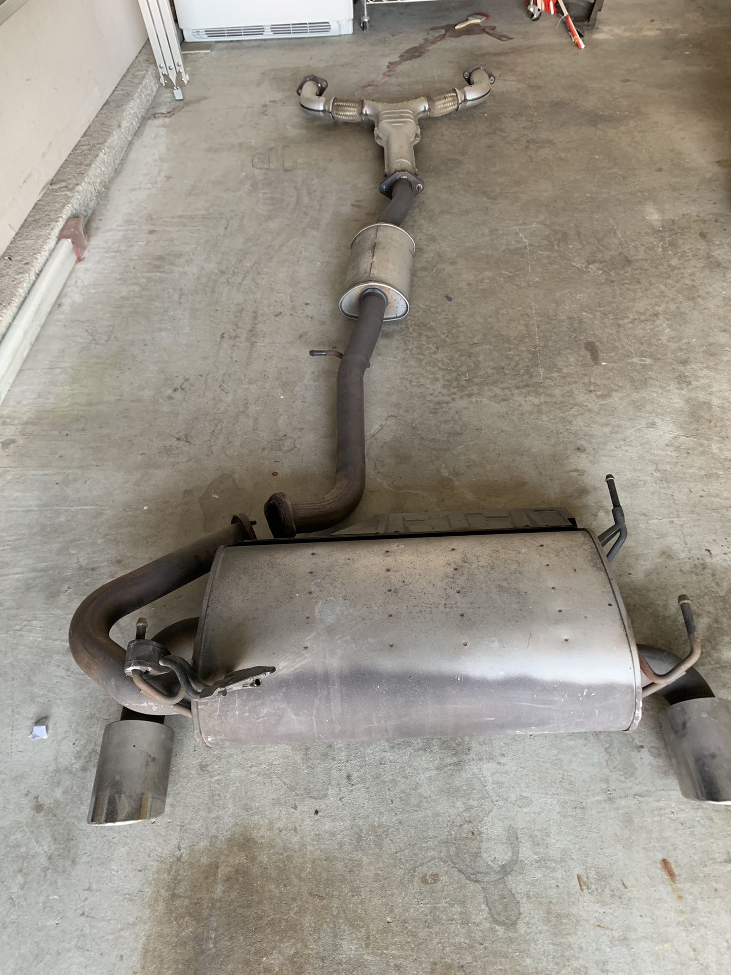 2003-2006 Nissan 350Z Stock Exhaust System
