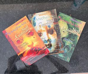 The Sandman by Neil Gaiman Volume 1,2,3