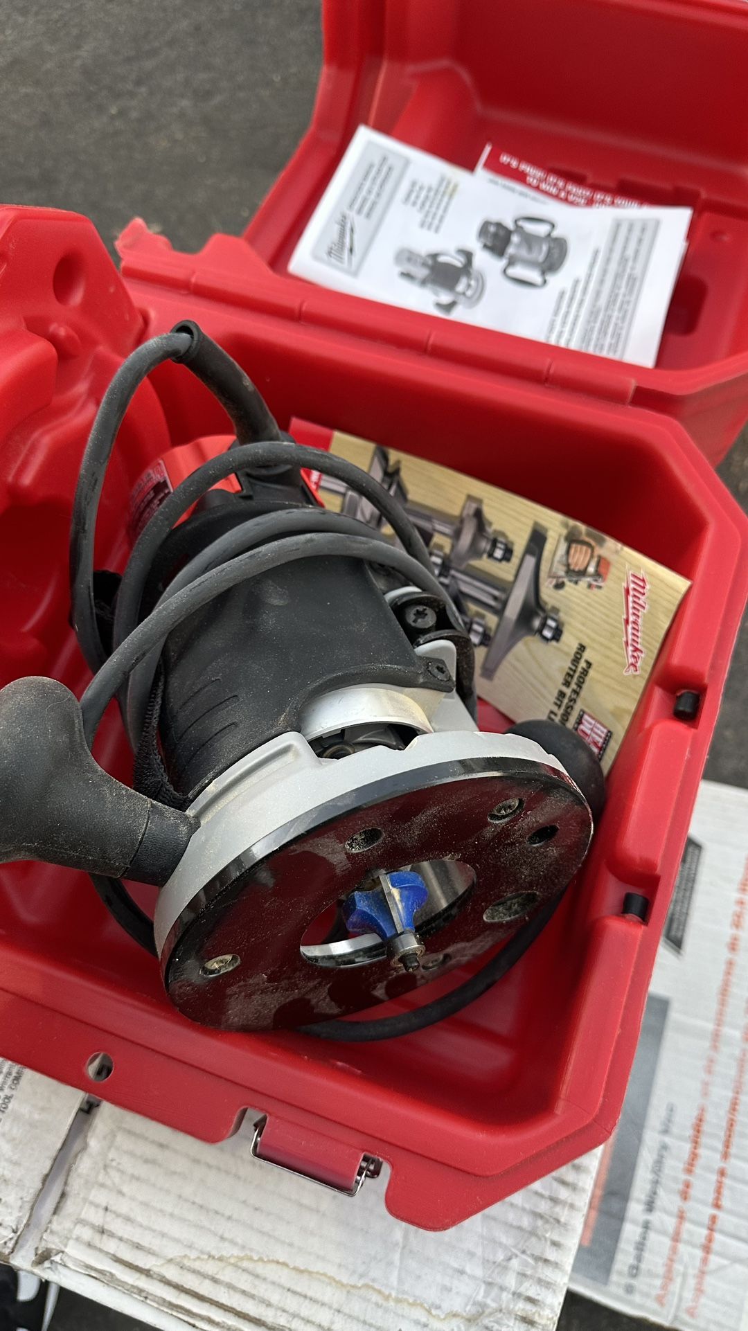 Milwaukee Heavy Duty Router 