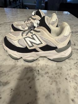 Toddler New Balance Kids Sneakers White Black Gray NOT FREE
