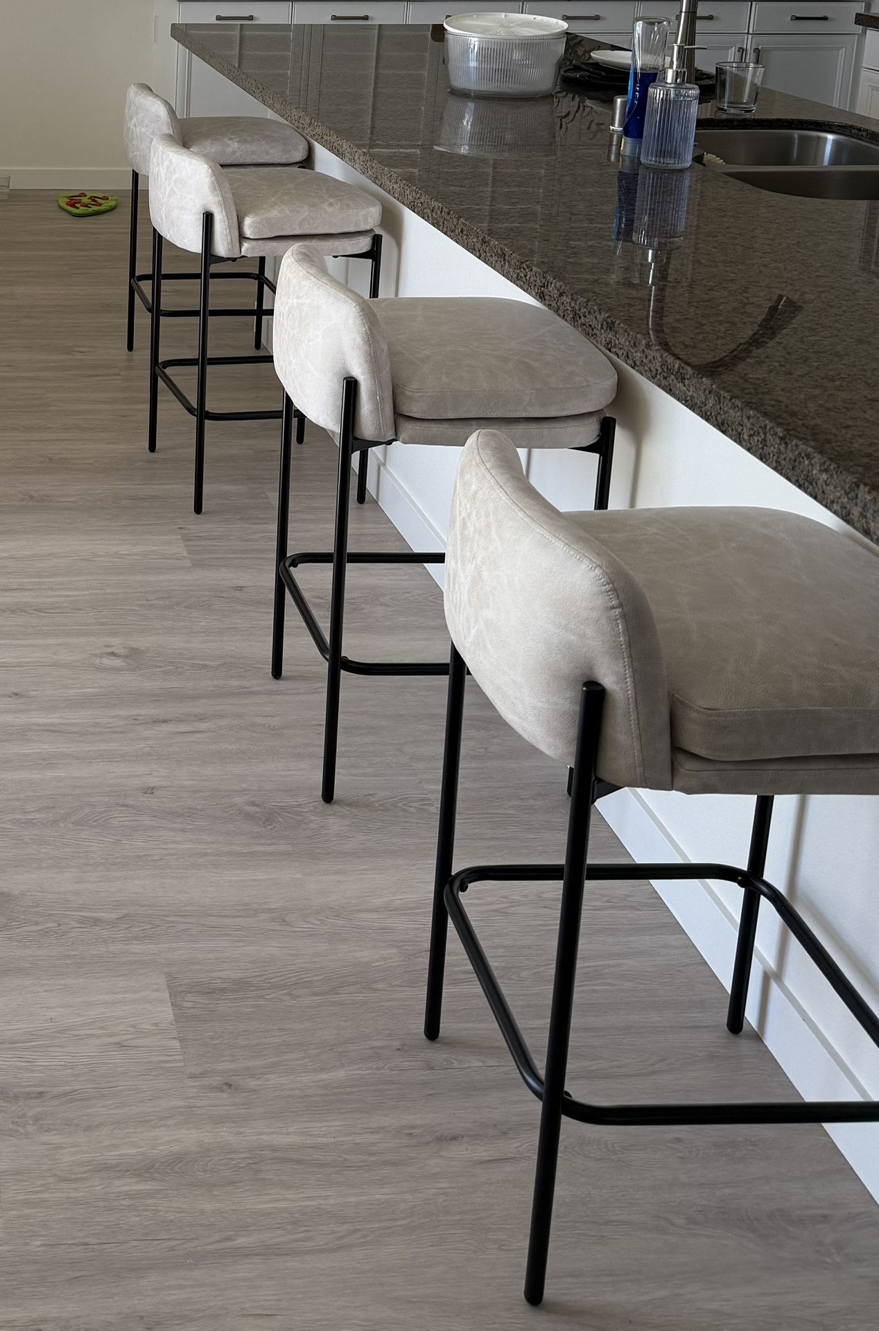 4 Counter Stools