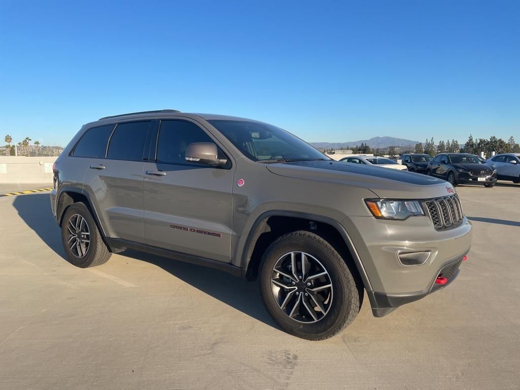 2020 Jeep Grand Cherokee