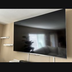 Samsung 65” TV